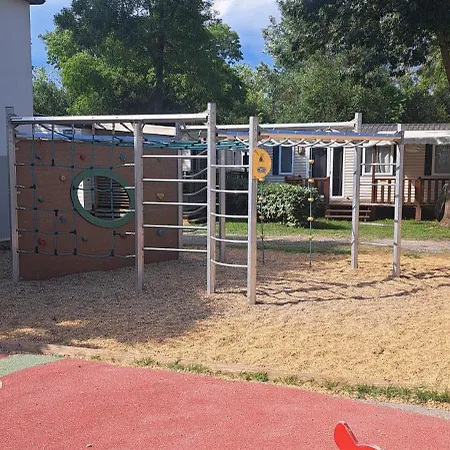 Sept Font אתר קמפינג